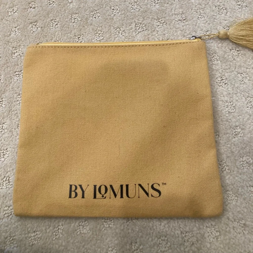 Cosmetics bag